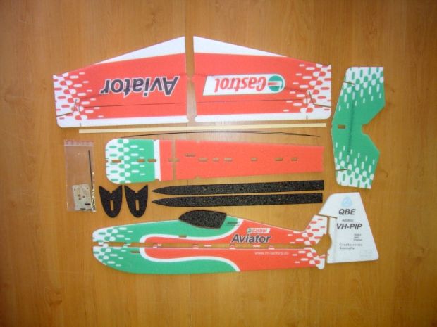 Модель для 3D-пілотажу Edge 540 (Castrol), Світлина 4