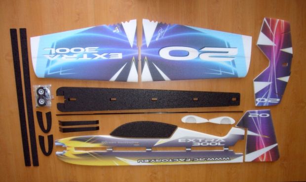 Модель для 3D-пілотажу Extra 300L XL (голуба), Світлина 4
