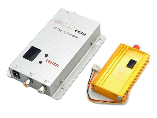 Набір відеопередавача і приймача 1.2GHz 2000mW 8Ch, Світлина 1