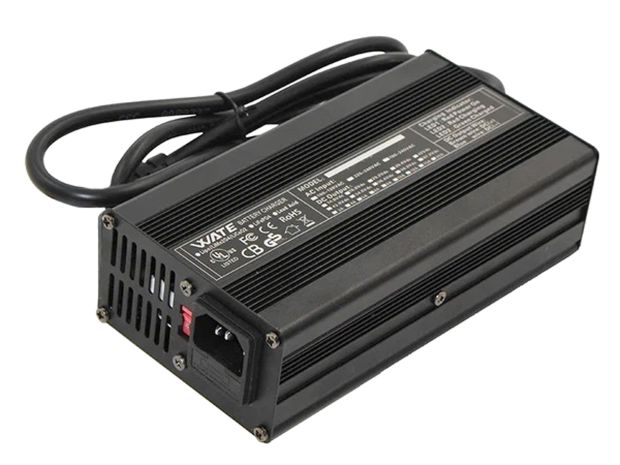 Зарядний пристрій WATE AF300 Li-Po XT60 (25.2В), Світлина 1