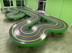 Трек для трассовых автомоделей (6 дорожек, 33 метра)
